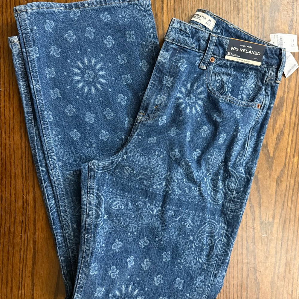 High Rise 90s Relaxed Bandana Print Jean A&F